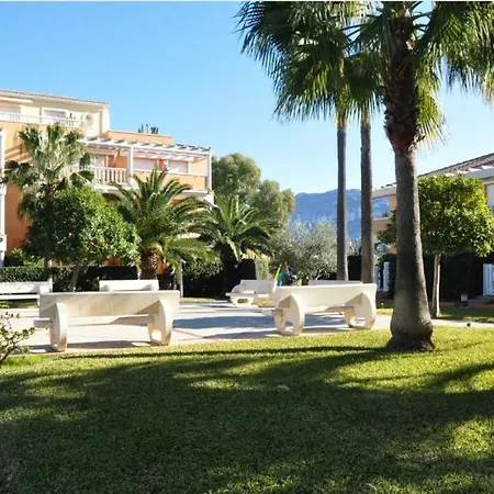 Beautiful 2-bed Beachside Διαμέρισμα *