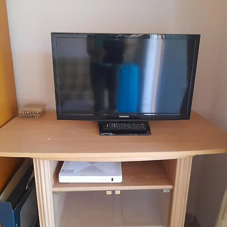 아파트 Beautiful 2-bed Beachside *